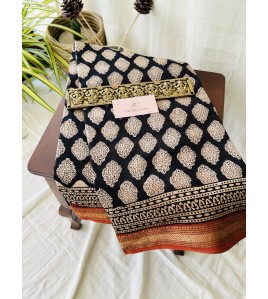 Black Floral Motif - Silk Cotton Saree
