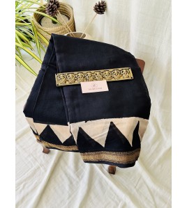 Black Fairy Triangle - Silk Cotton Saree